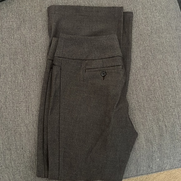 Express Editor pants (size 6 reg. - 5 pairs) - Picture 10 of 11